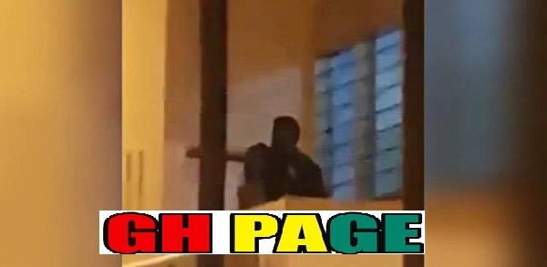 Balcony Seks Tape Hits Legon Pent Hall – Some Serious Doggie Style