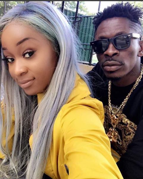 Shatta Wale Seen In Bed With A Ghanaian Actress 