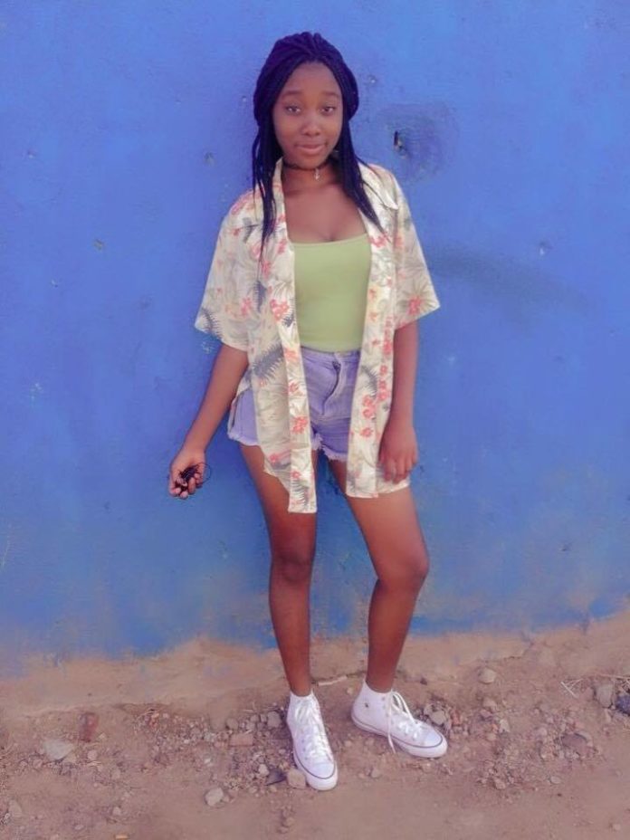Meet Nthabiseng Matlou, the teen who went n@ked on Facebook to celebrate her birthday [Photos]