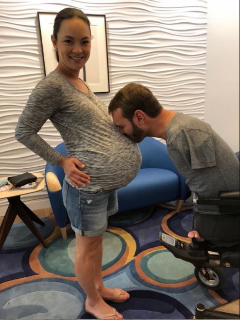 Man With No Limbs, Evangelist Nick Vujicic And Wife Welcome Twins 