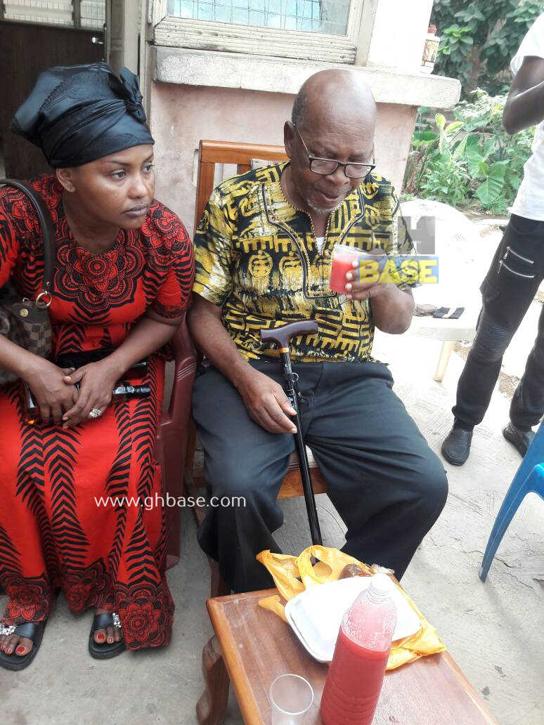 Kumawood Stars Make Donation To Ailing Veteran Actor King Aboagye Brenya