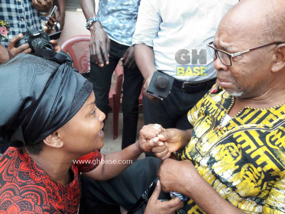 Kumawood Stars Make Donation To Ailing Veteran Actor King Aboagye Brenya