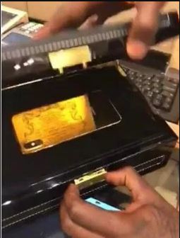 Man Shows Off His 6,625.99 Dollar Gold-Plated iPhone X