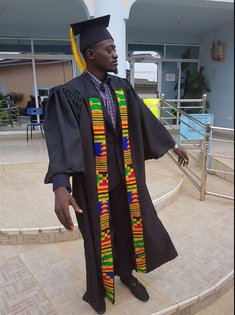 Kwadwo Nkansah Lilwin Goes To University, Sings At Matriculation Ceremony