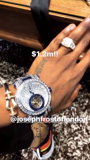 Wizkid Shows Off His New N432 million Wristwatch Nigerian starboy, Wizkid  is shinning with his new iced out timepiece f…