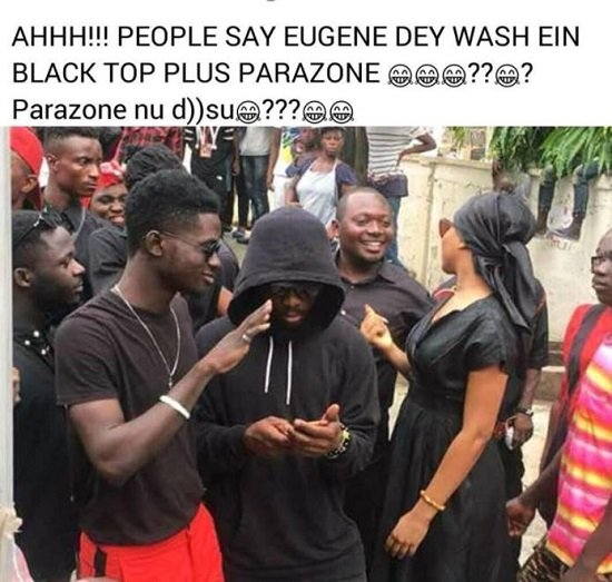 Fan mocks Kuami Eugene for wearing a faded black top to Ebony's One-Week Memorial Service