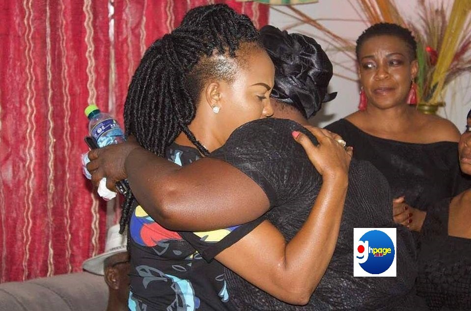 Live Updates: Family, celebrities and fans observe 'one-week' of Ebony Reigns Sudden Demise (Photos+Videos)