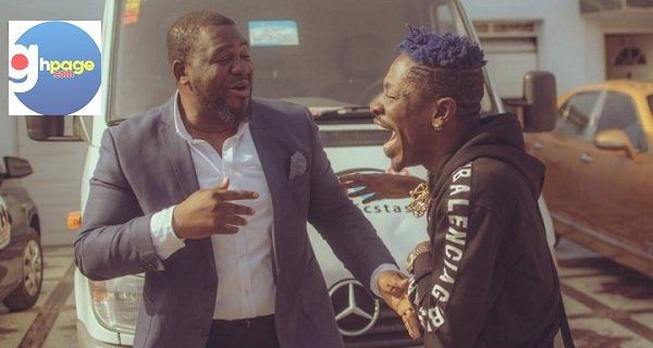 After all the insults, photos of Shatta Wale & Bulldog looking all excited pops up on social media