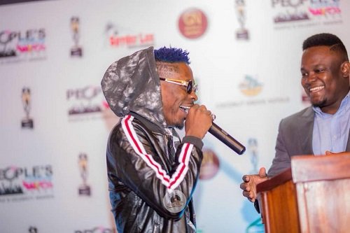 Video + Photo: Shatta Wale finally receives his Dodge Charger and cash prize from organizers of GN People’s Choice Awards