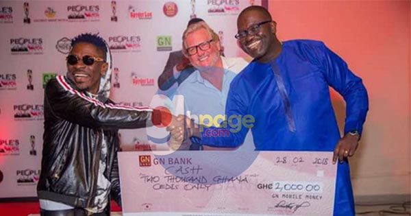 Video + Photos: Shatta Wale finally receives his Dodge Charger and cash prize from organizers of GN People’s Choice Awards