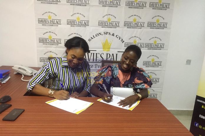 Fella Makafui Inks A Mega One-Year Contract With Davies Palace And Spa