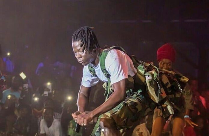 Stonebwoy's thrilling performance at Ghana meets Naija 2018 (Video)