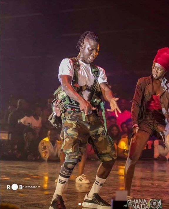 Stonebwoy's thrilling performance at Ghana meets Naija 2018 (Video)