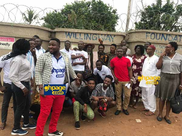 Musiga donates to Okomfo Kwadee at his rehab center