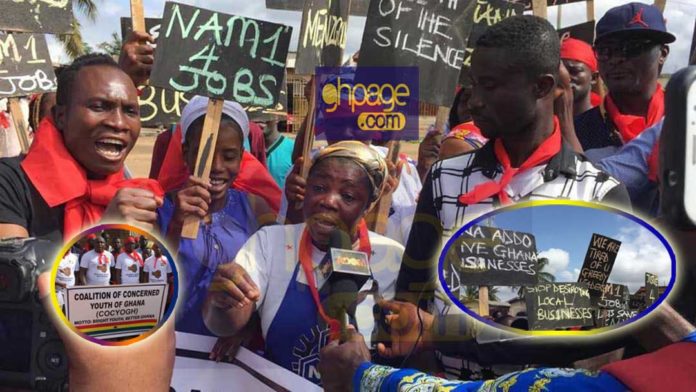 Concerned Youth of Ghana demonstrates against Menzgold shutdown