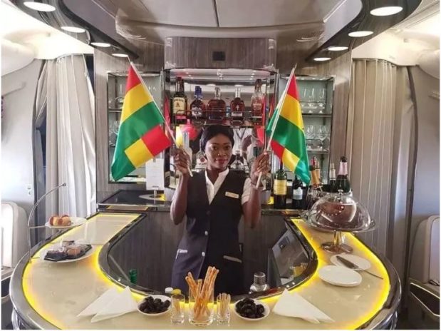 Captain Quainoo finally lands in Accra with World's biggest plane