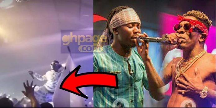 Shatta Wale mocks Stonebwoy on stage during 'Reign Album' launch
