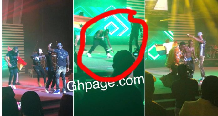 Patapaa stopped his stage performance to pick money on the floor