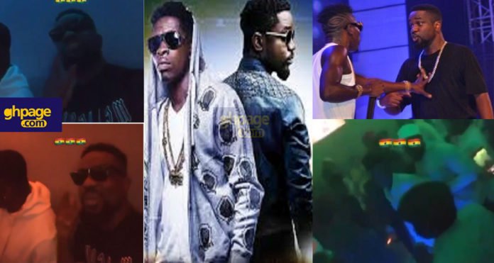 Sarkodie sings & jams to Shatta Wale’s ‘Forgetti’ song in a club at USA
