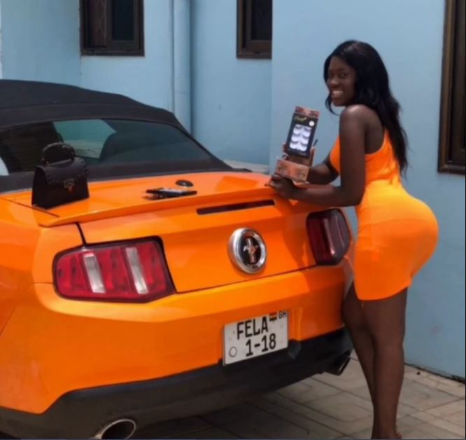 Fella Makafui’s sugar daddy who seized her cars sprays cash in latest video