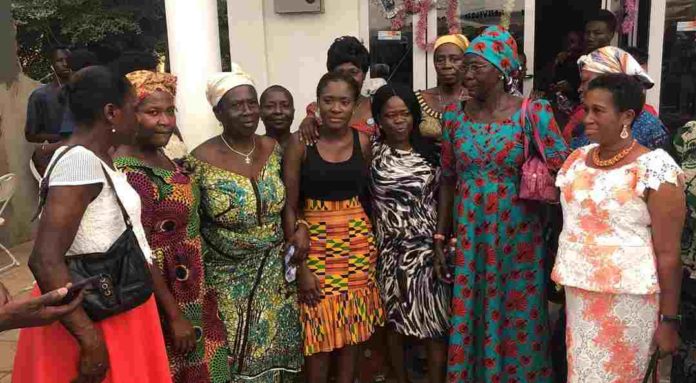 Fella Makafui in a photo with the widows she donated to 