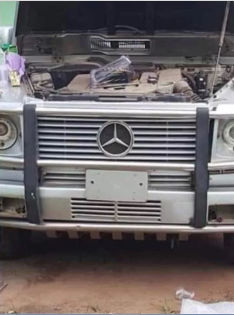 Ibrah One exposes Shatta Wale over fake G-Wagon purchase