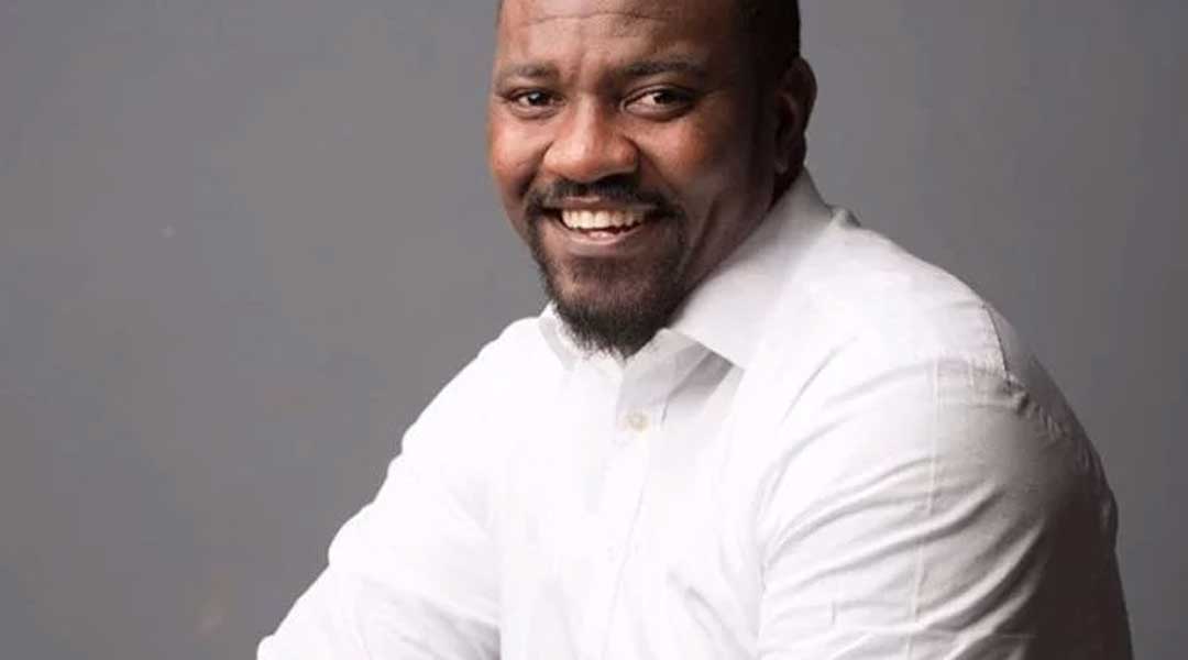 John Dumelo