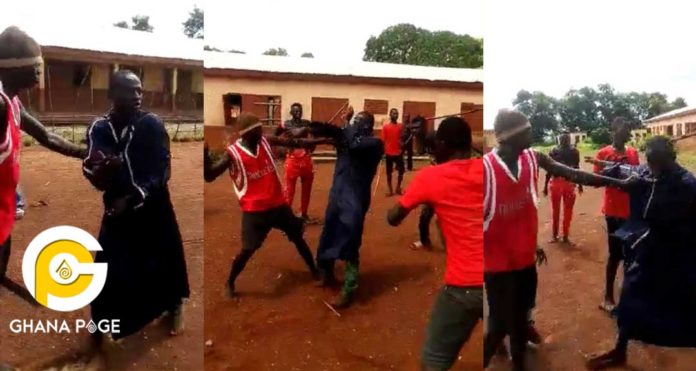 Angry Mob beat fake Facebook Mallam over GH¢600 in Northern Region [Video]