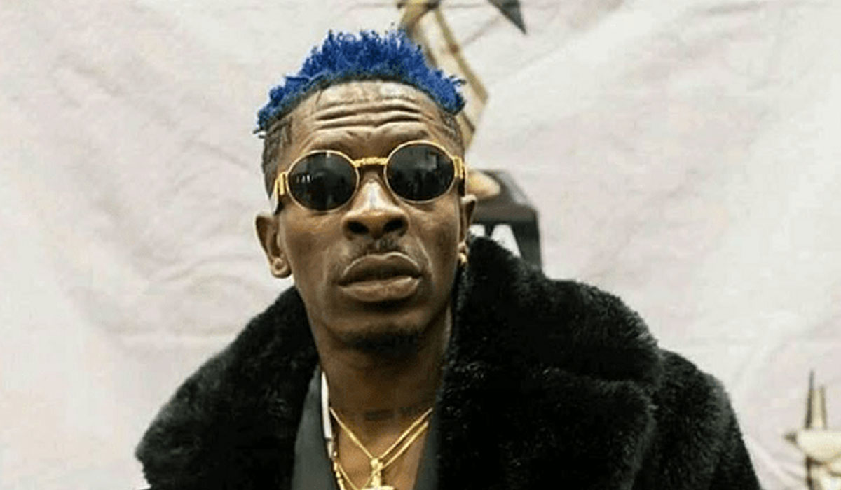 Fan tattoos Shatta Wale’s face on himself to celebrate his Beyoncé feature