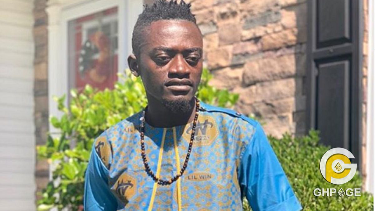 Kwadwo Nkansah purchases new buses for his school