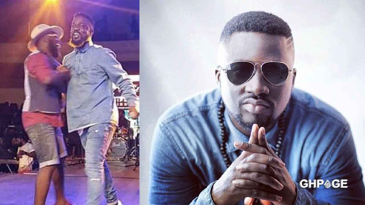 M.anifest murdered Sarkodie on his own Brown paper bag song Asem GhPage