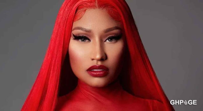 Nicki-Minaj-flaunts-baby-bump-to-confirm-pregnancy