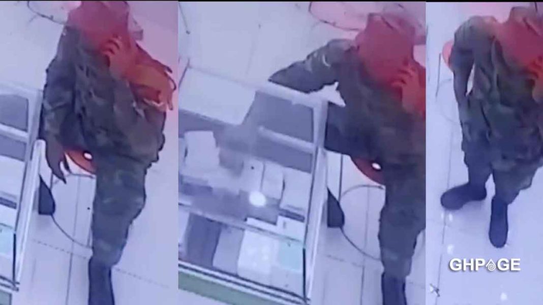 Soldier Caught On Cctv Camera Stealing An Iphone Pro Max At A Phone