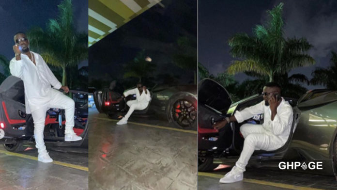 Sarkodie spotted in town cruising in an expensive sports car