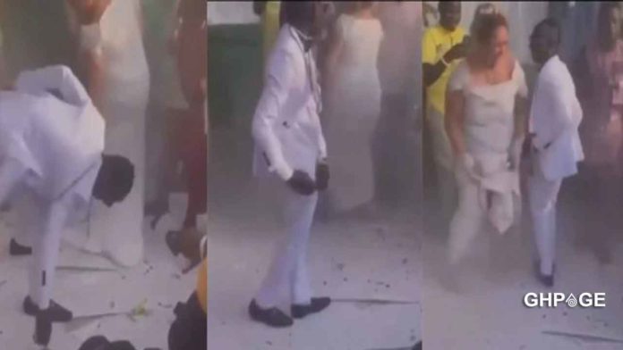 Video of the side-splitting moment Patapaa picked monies thrown at him at his wedding reception