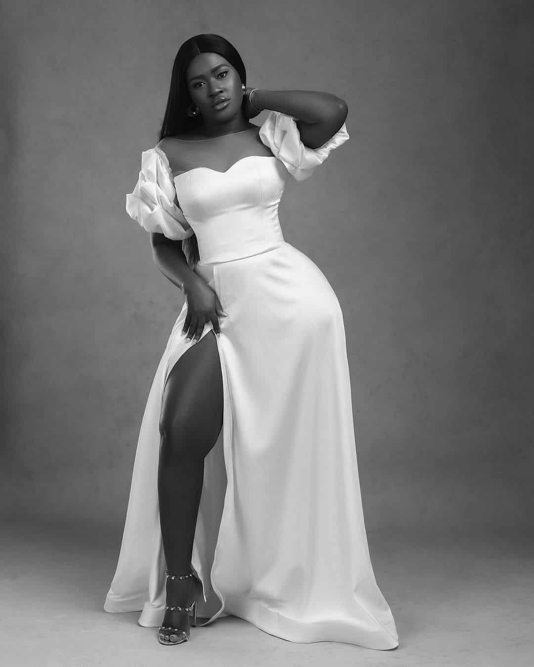 Fella Makafui marks her 26th birthday with mouthwatering photos - GhPage