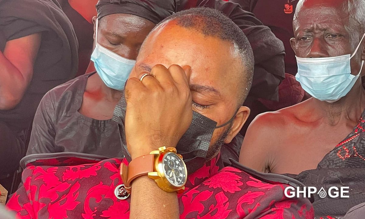 Bishop Obinim in tears at father's funeral