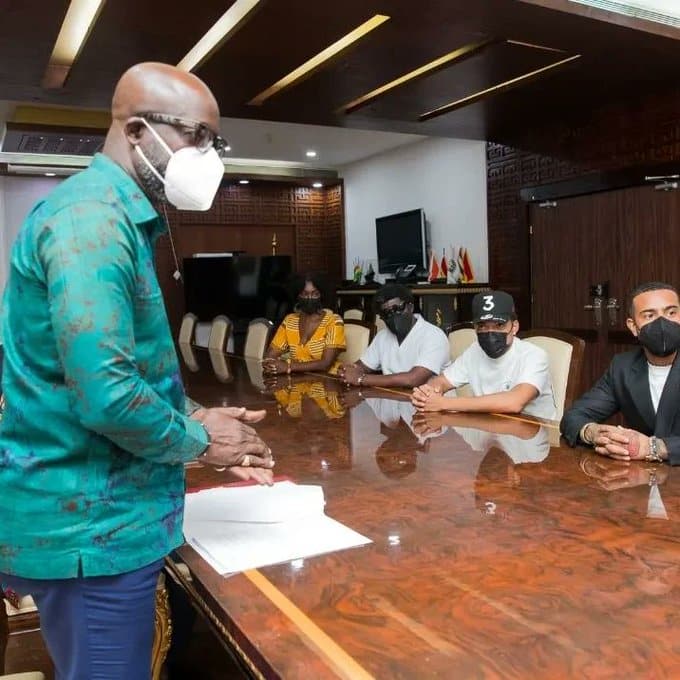 "Project Ghana Music To The World" - Akufo-Addo tasks Vic Mensa and Chance The Rapper at first meeting