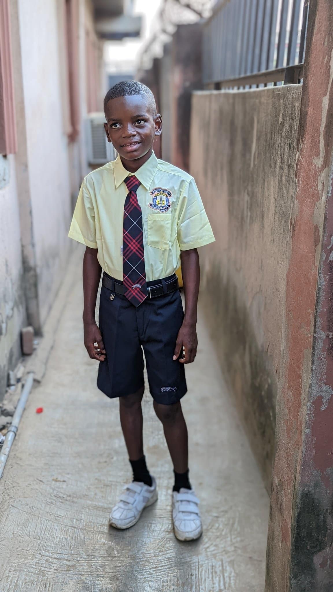 Kind man transforms life of poor kid he saw collecting scraps, enrols him in school