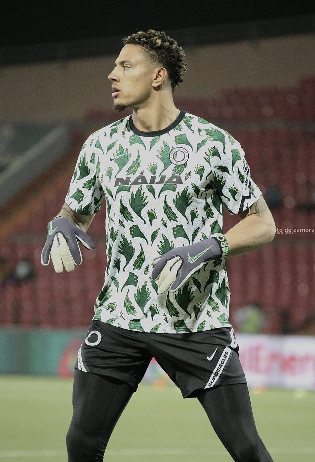 Ghanaians Drag Stylish Nigerian Goalkeeper Maduka Okoye Following