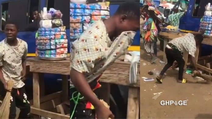Mobile phone snatcher receives serious beatings & forced to sweep the whole of Kaneshie market after being caught (Video)