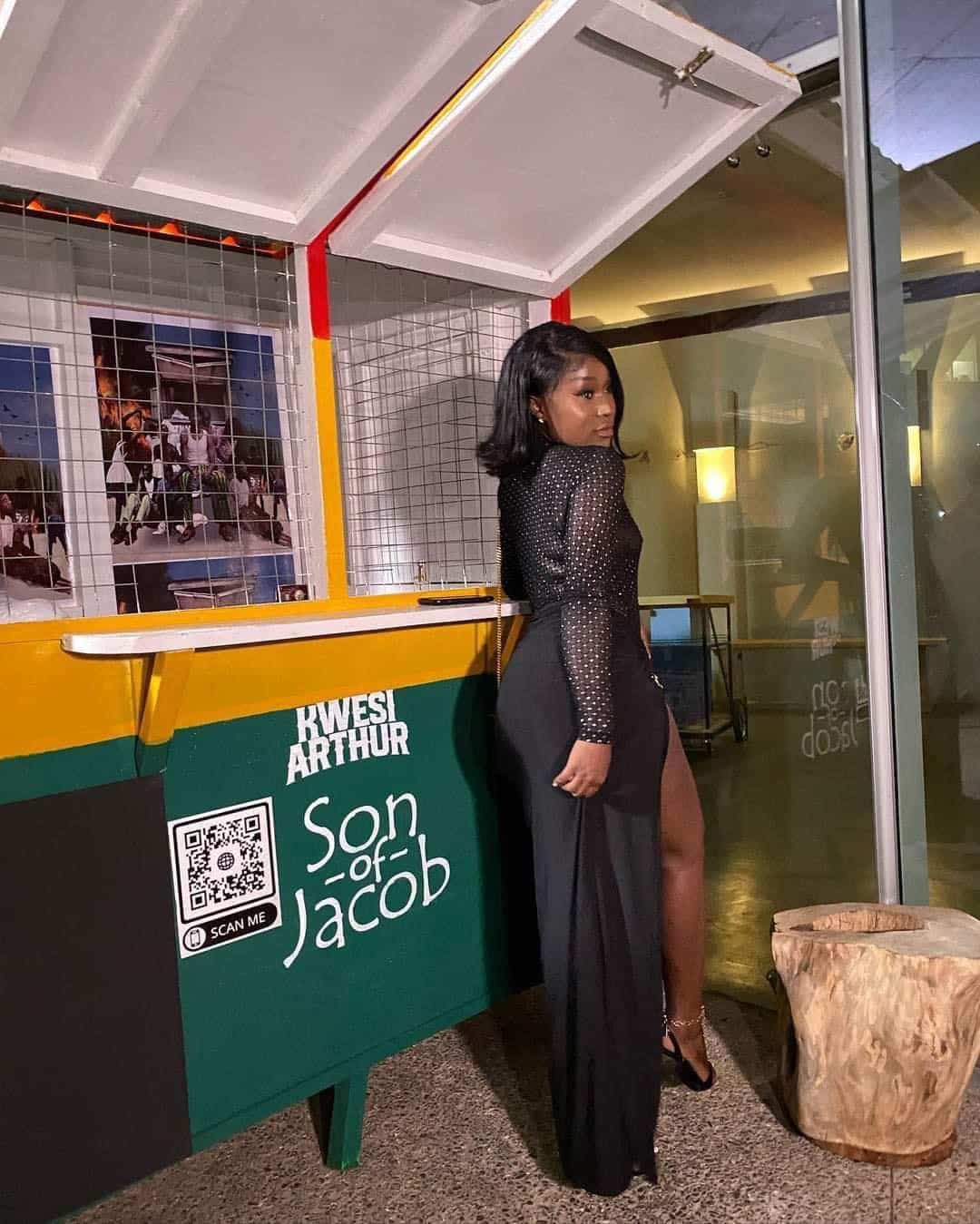 Efia Odo Gets Netizens Talking After Display Her Raw B00bs In A See-through At Kwesi Arthur's Album Listening (PHOTOS)
