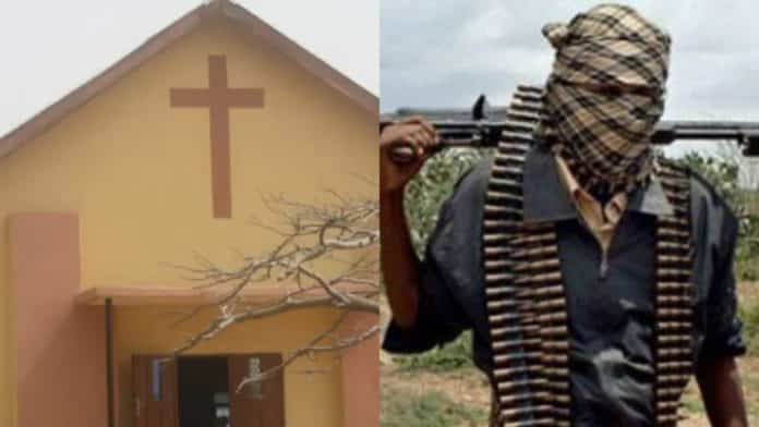 Nigeria: Unknown gunmen invade church and kill dozens of worshippers