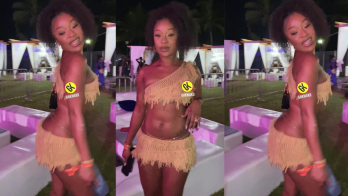 Efia Odos attends an event almost naked