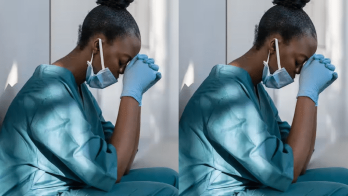Guy dumps nurse girlfriend who took GHC 5OK loan for him to travel to the US