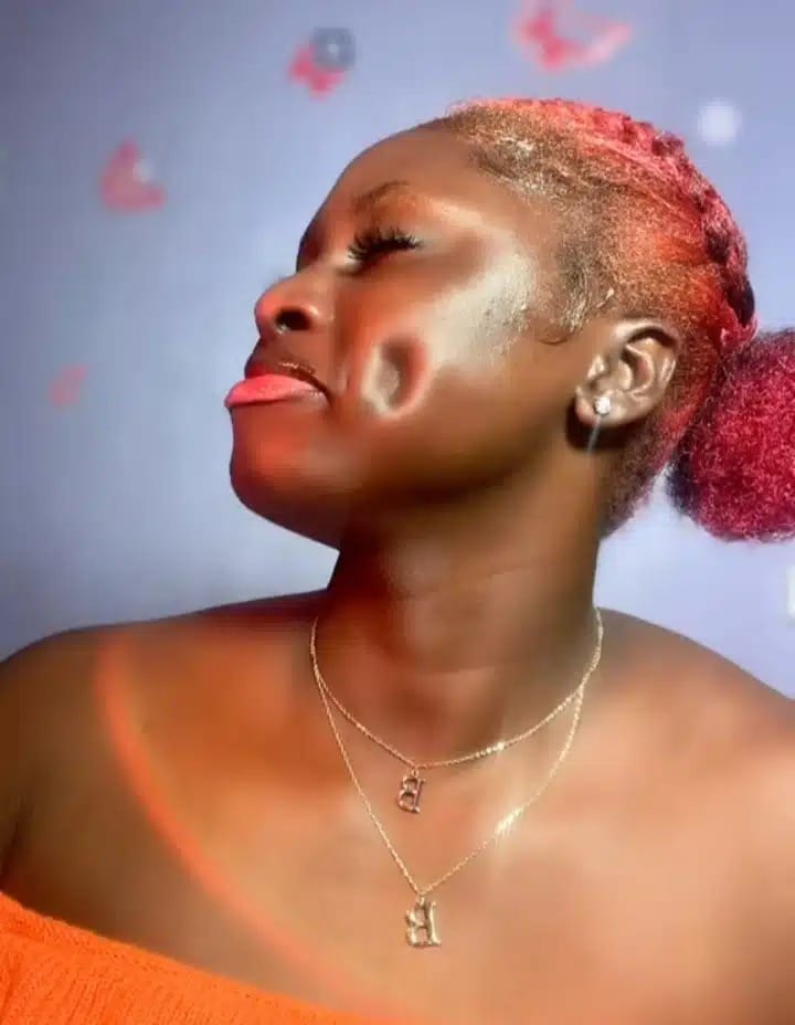 Nigerian lady with rare dimple (3)