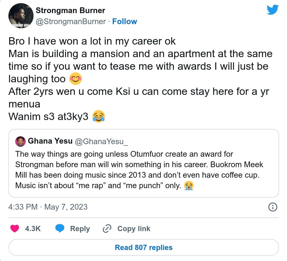Strongman-replies-troll