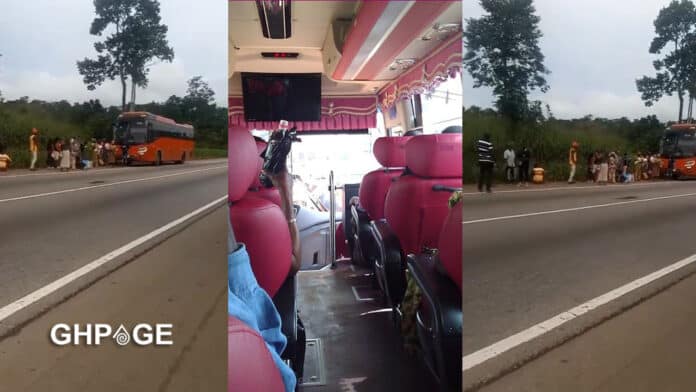 Man defecates on VIP bus