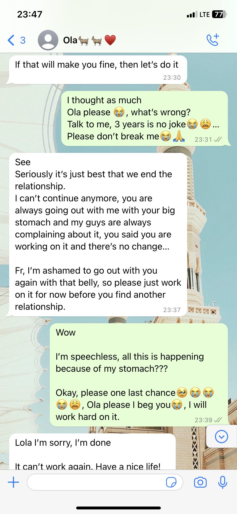Boyfriend breaks up with his girlfriend because she has a big stomach.