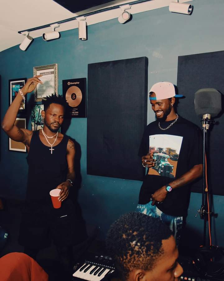 Fameye and Black Sherif hits the studio, teases a  collaboration